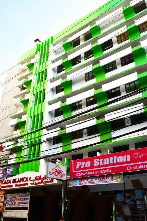 Casa Blanca Apartment Manila Exterior foto